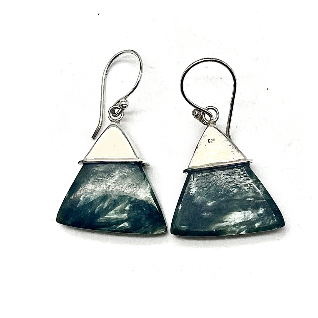 Earrings Seraphanite Triangular 3.6 cm