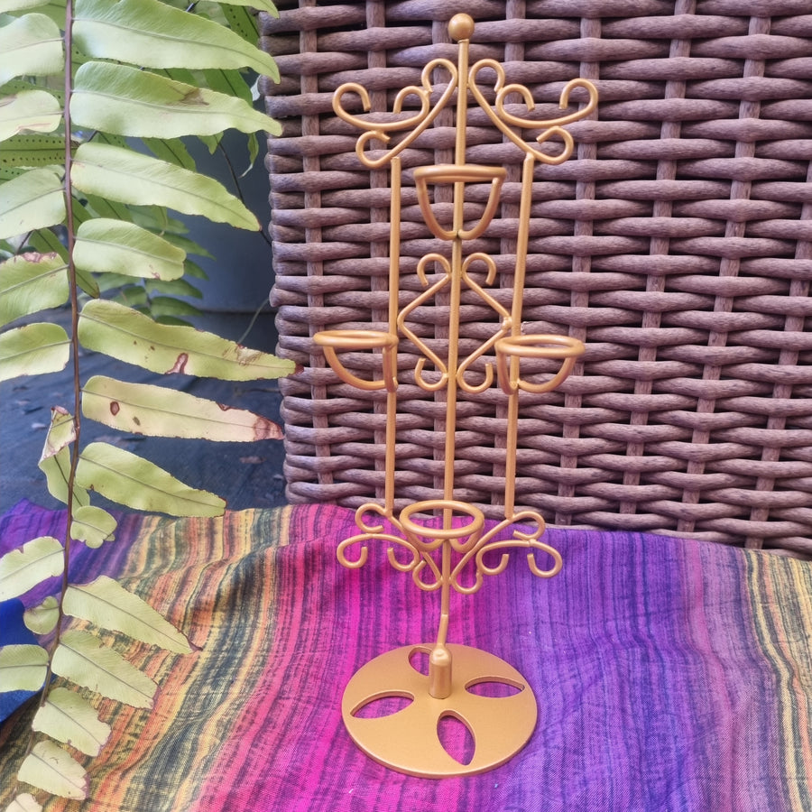 Sphere Stand Gold Coloured | Carpe Diem with Remi