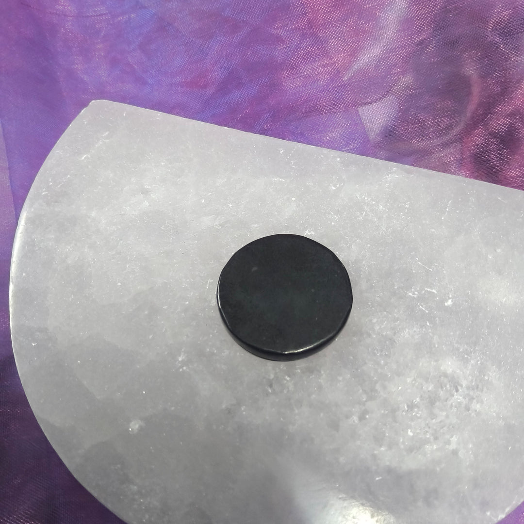 Shungite Phone Protector Round 2.5 cm | Carpe Diem with Remi