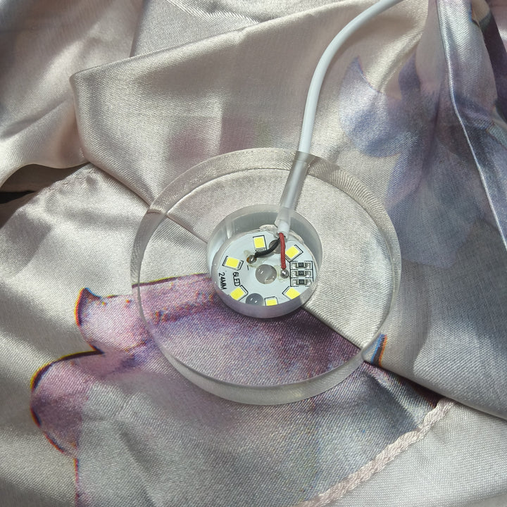 USB Stand Clear Acrylic 6 cm Quality | Carpe Diem with Remi