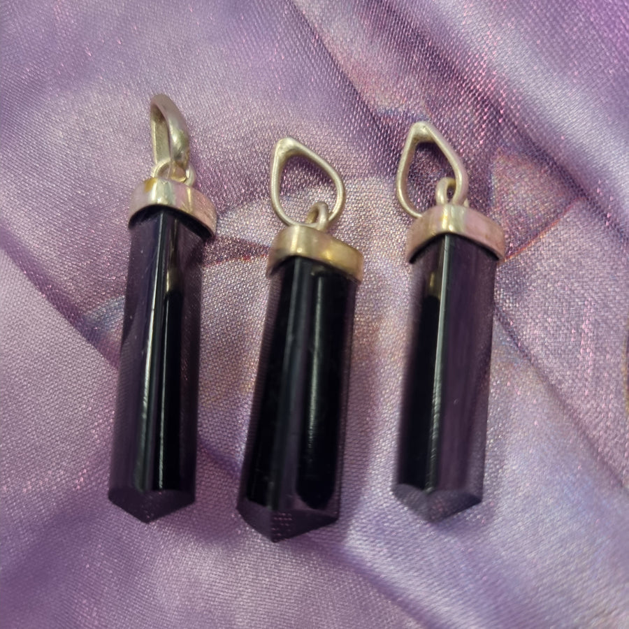 Pendant Black Tourmaline Trillion-cut | Carpe Diem with Remi