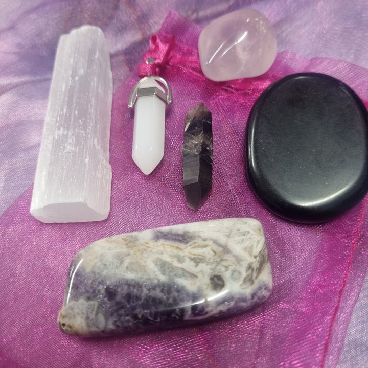 Crystals for Tarot and Oracle Cleansing | Carpe Diem With Remi