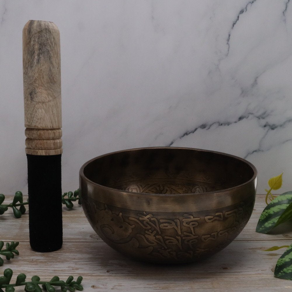 Singing Bowl Buddha Hand Beaten 12.7 cm - Instore Only