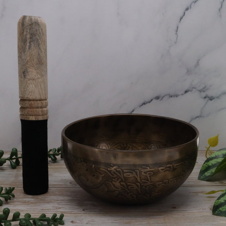 Singing Bowl Buddha Hand Beaten 12.7 cm - Instore Only