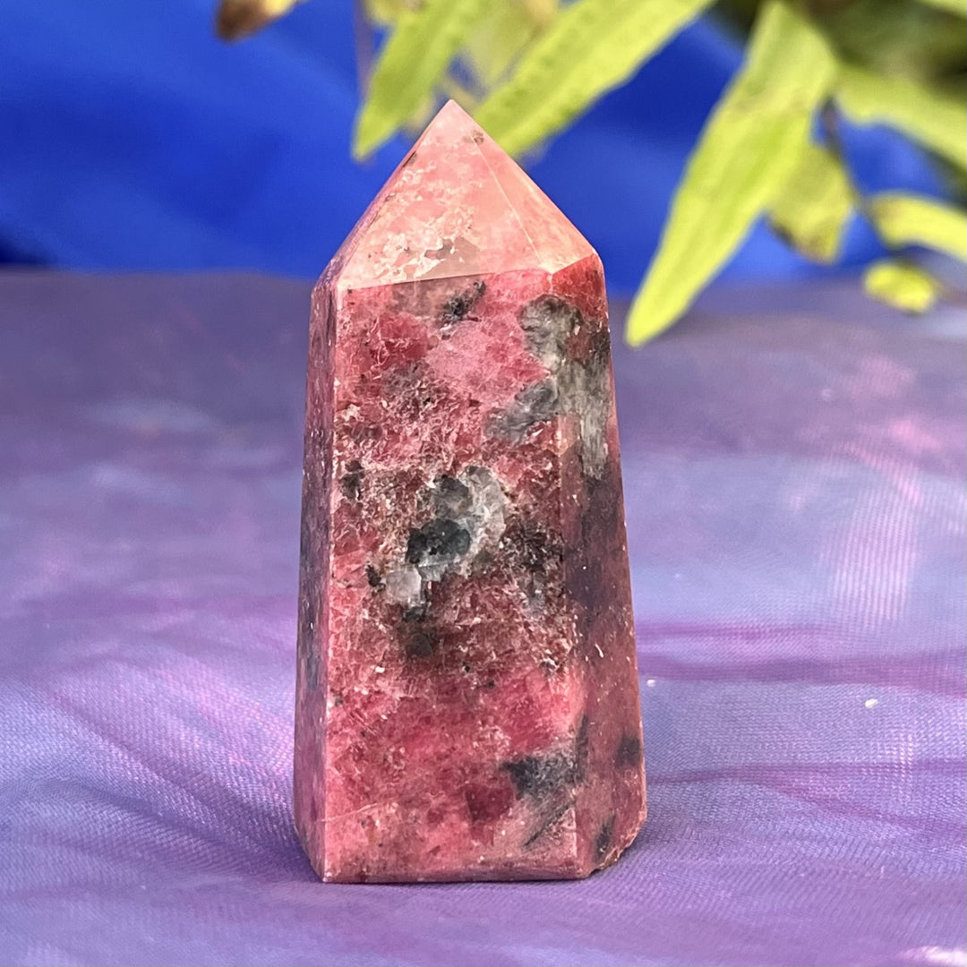 Point Rhodonite 5.1 cm