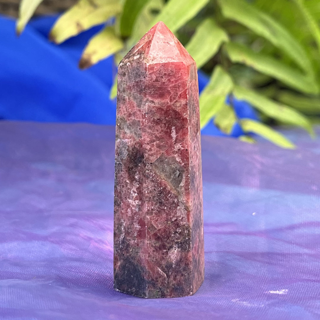 Point Rhodonite 6.7 cm