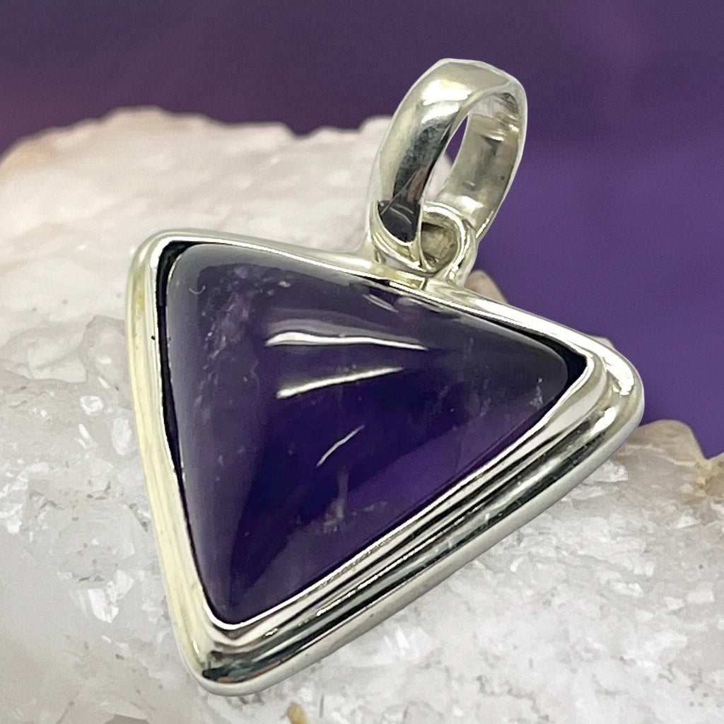 Pendant Amethyst Triangle 2.9 cm