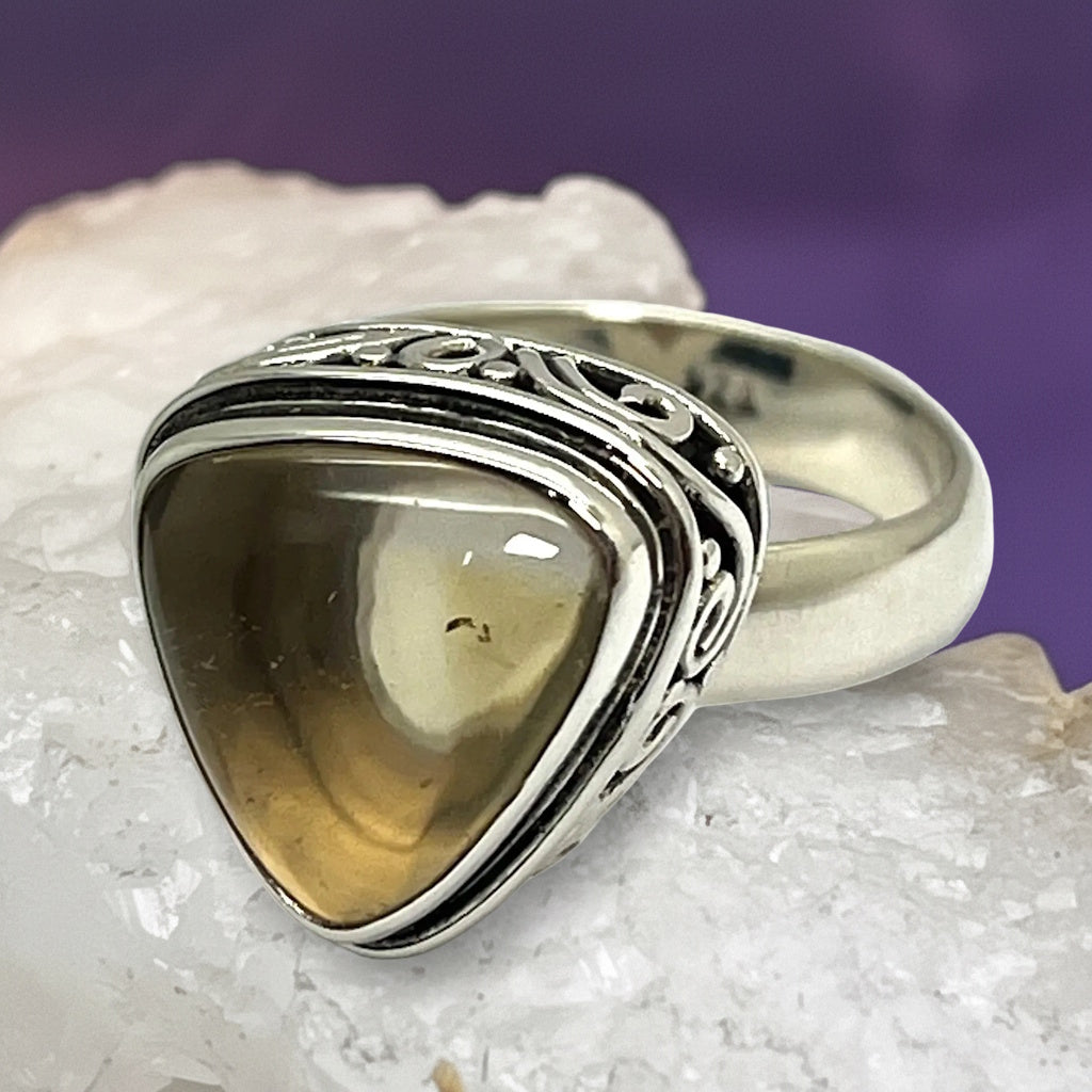 Ring Honey Amber Pyramid 1.5 cm