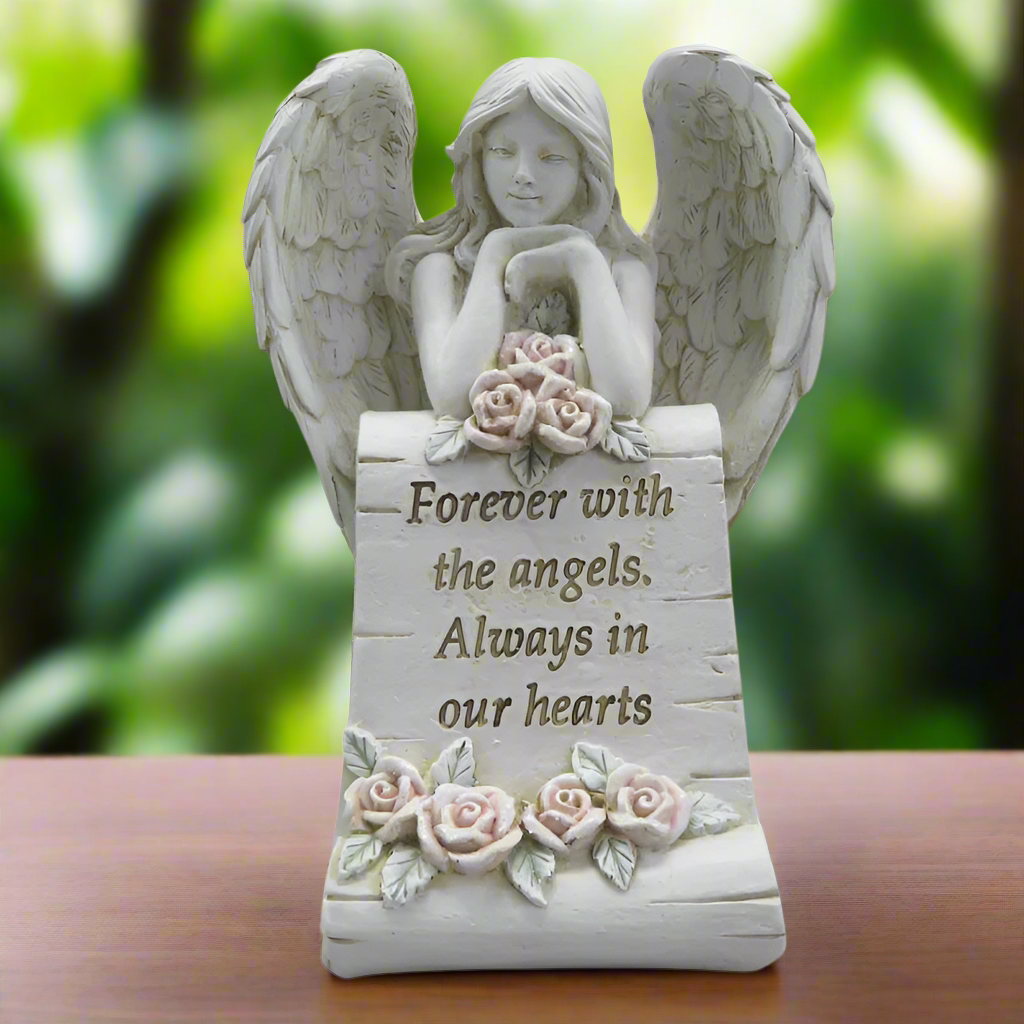 Angel Kneeling with Roses 15 cm