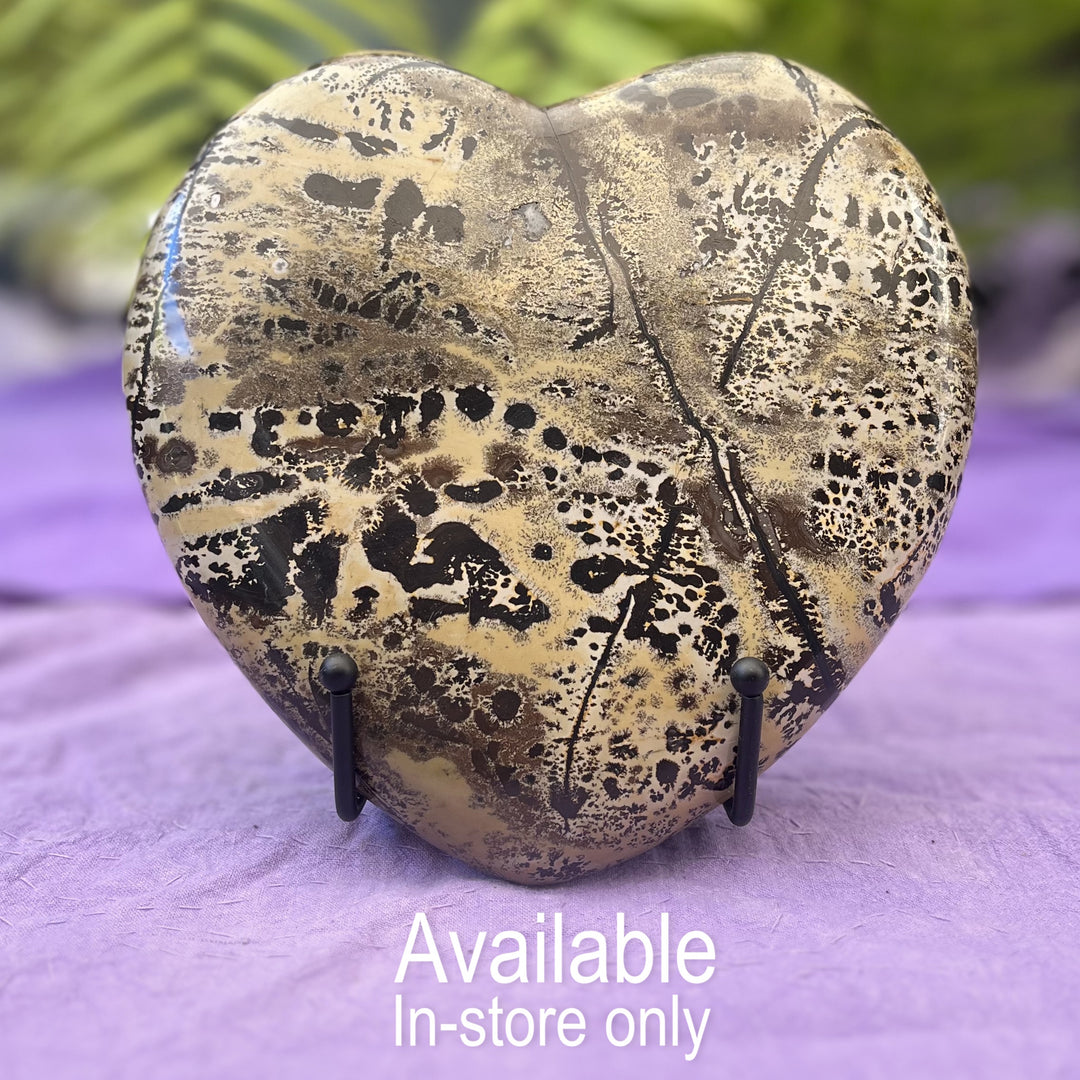 Heart Picture Jasper Scene on Stand XL