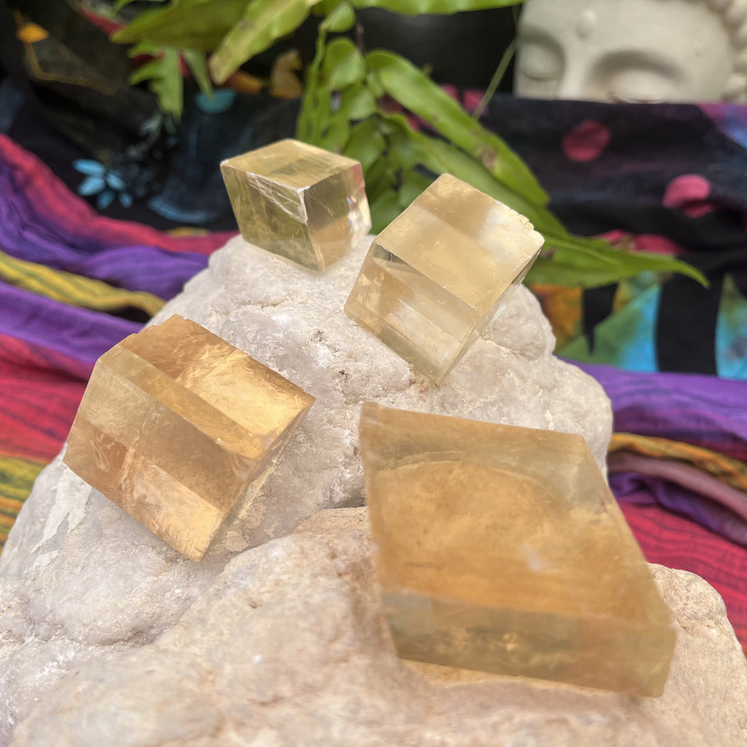 Iceland Spar Gold Double Refraction