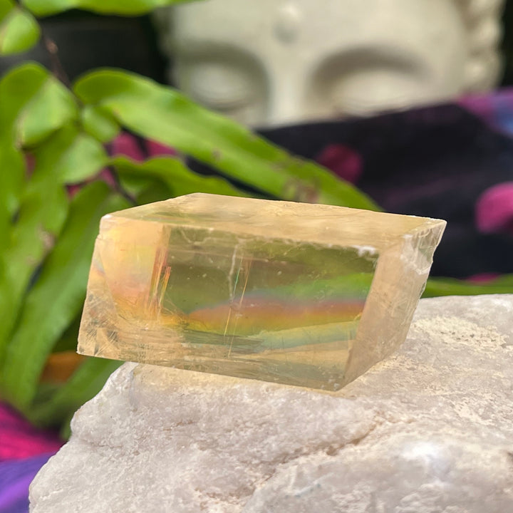 Iceland Spar Gold Double Refraction