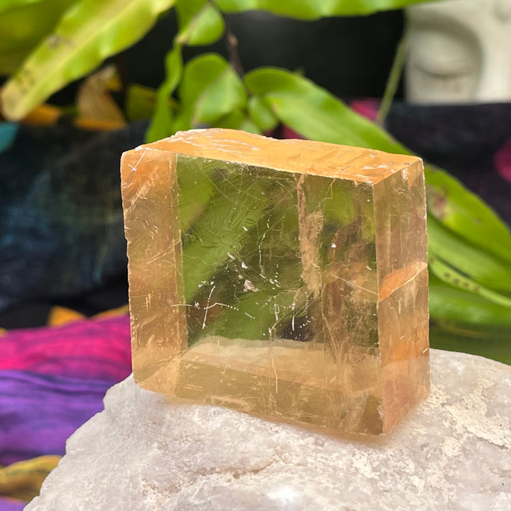 Iceland Spar Gold Double Refraction