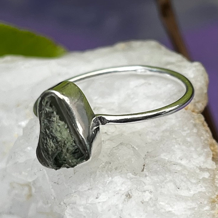 Ring Moldavite Raw 0.90 cm