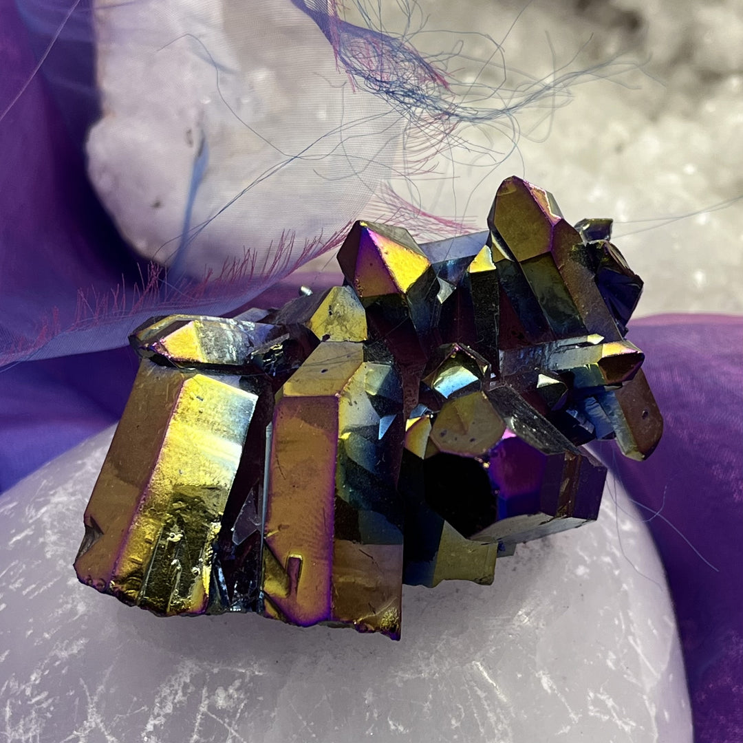 Cluster Rainbow Aura 6.1 cm