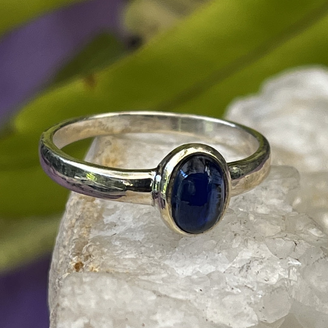 Ring Kyanite Oval 0.6 cm