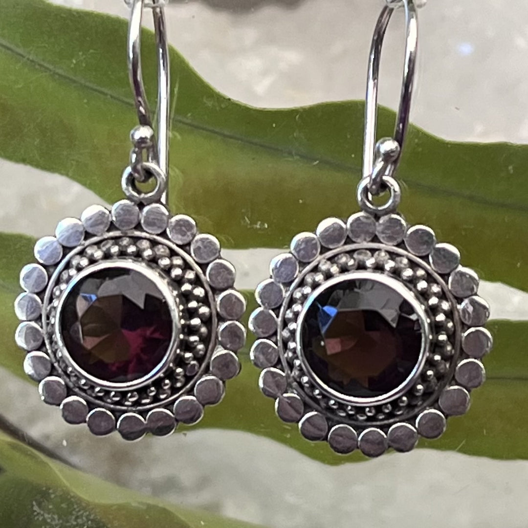 Earrings Garnet Flower Faceted