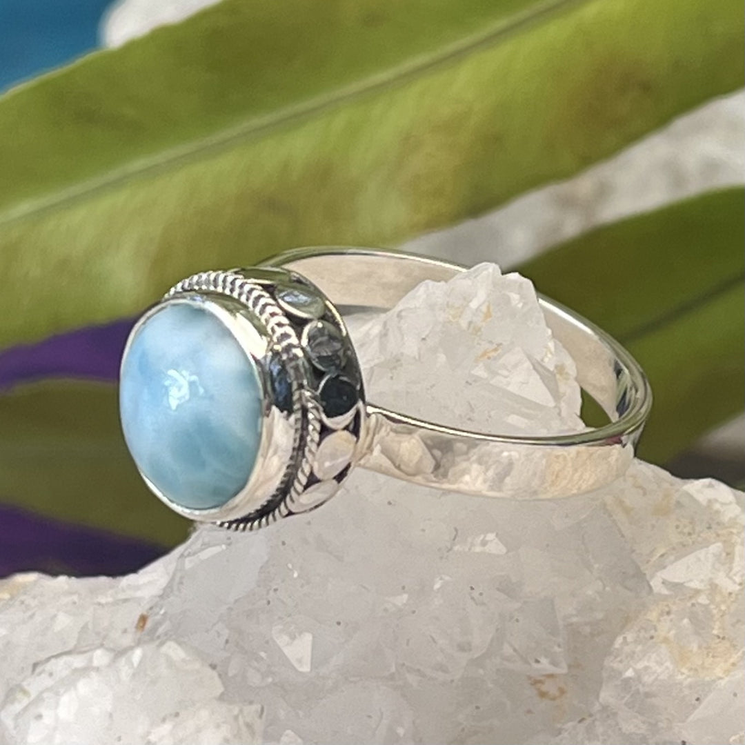 Ring Larimar Round Dotted