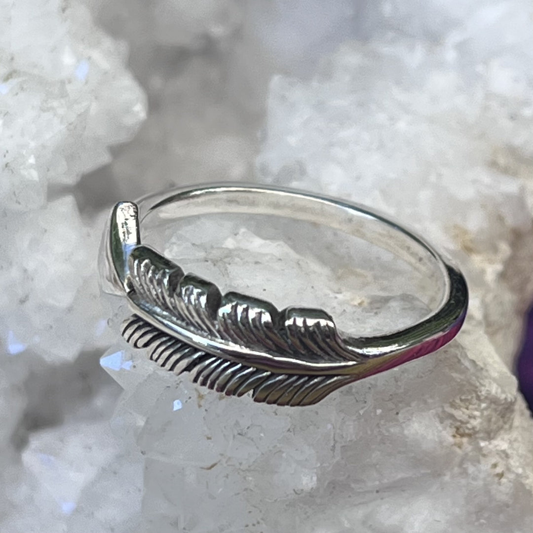 Ring Feather Arrow Adjustable