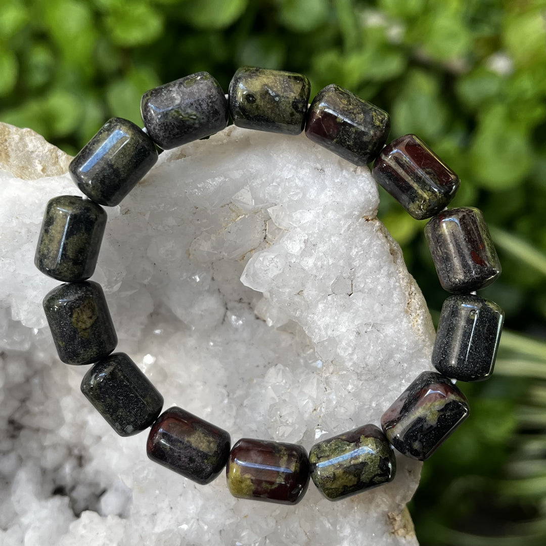 Bracelet Dragon's Blood Barrel Beads