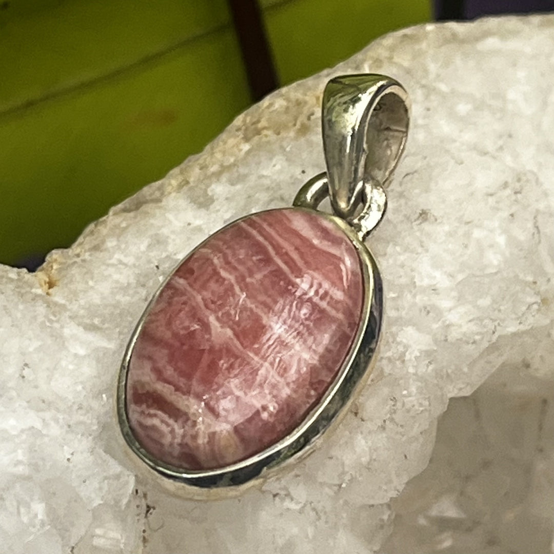 Pendant Rhodocrosite Oval 2.5 cm