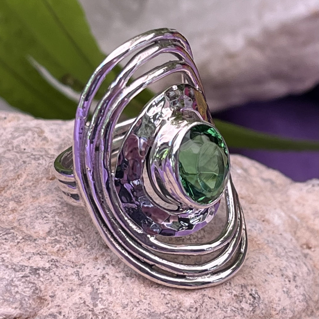 Ring Oval Green Gaia Stone Faceted