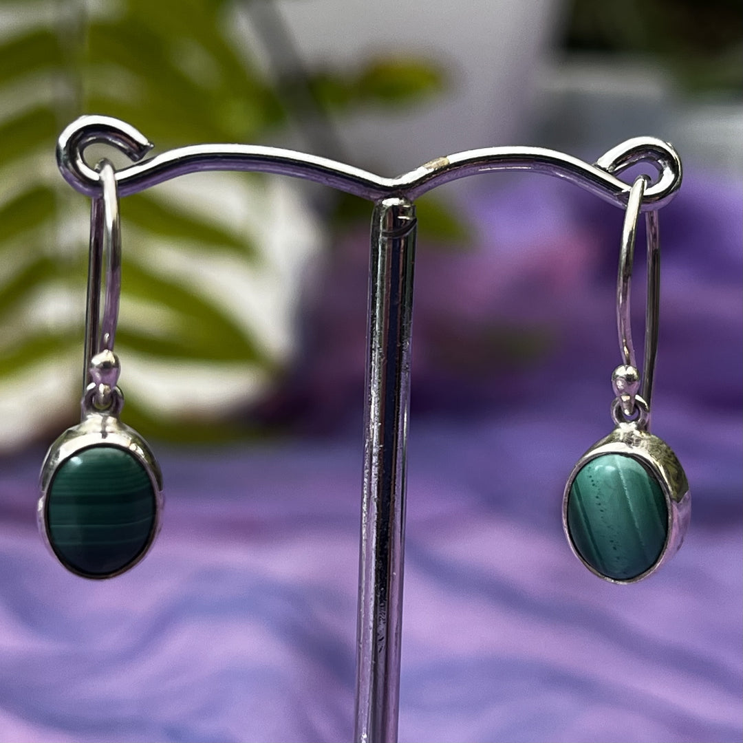 Earrings Malachite Oval 0.8 cm