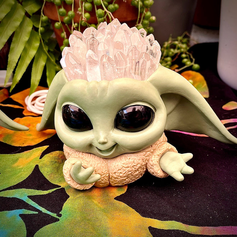 Baby Yoda USB Lamp with Crystal Points