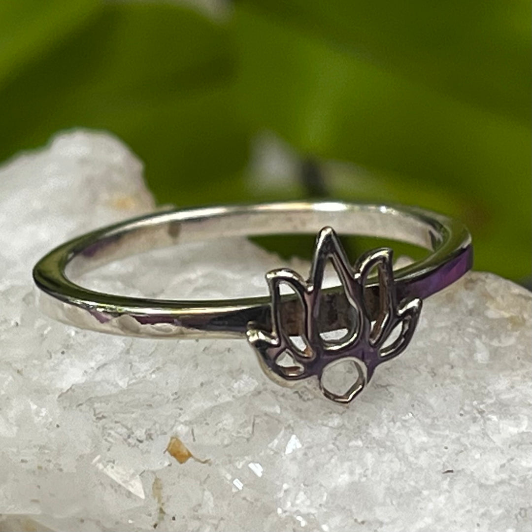 Ring Lotus Mini Petite