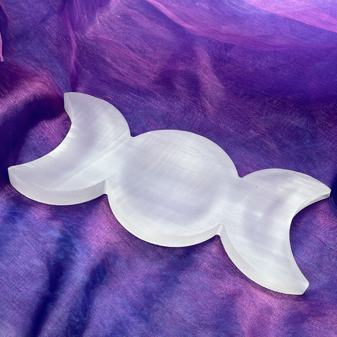Dish Triple Moon Satin Selenite