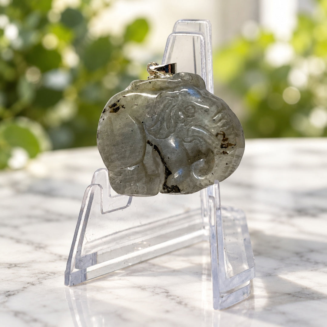 Pendant Labradorite Elephant