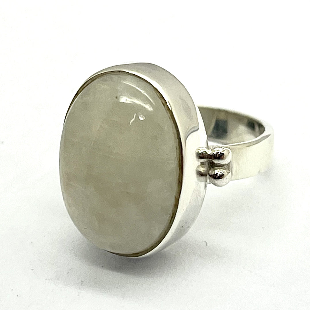 Ring Rainbow Moonstone Oval 1.7 cm