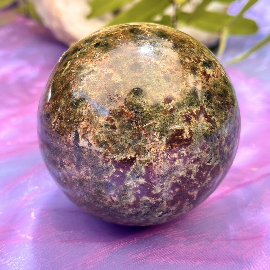Sphere Chrysoprase Madagascar 7.5 cm