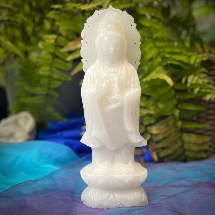 Kuan Yin White Jade on Lotus 32 cm | Carpe Diem with Remi