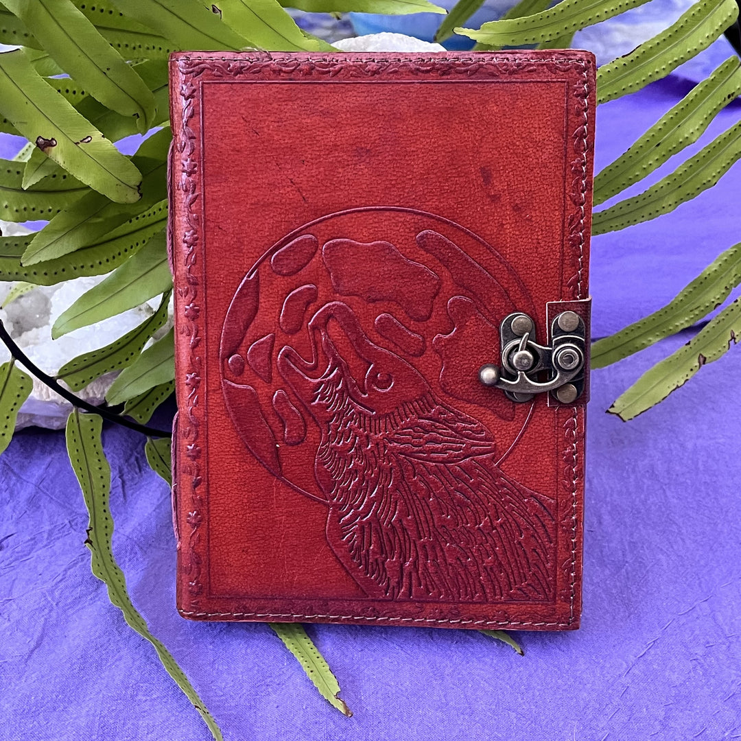 Journal Leather Wolf Handmade Paper Single Latch 12x17 cm