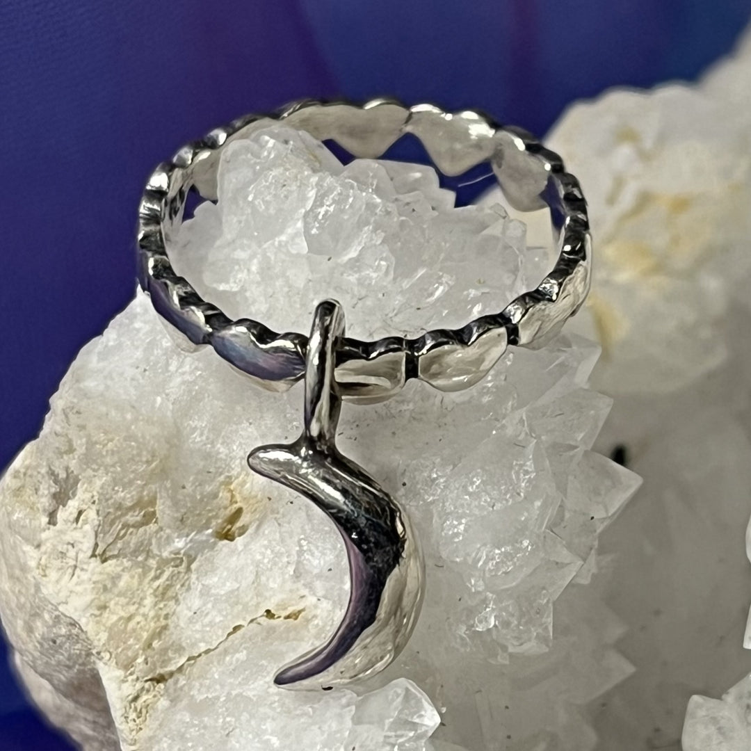 Ring Love Hearts and Moon