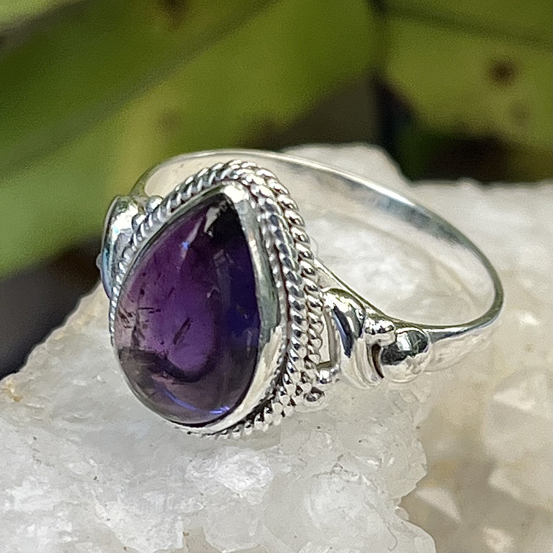Ring Amethyst Teardrop 1.2 cm