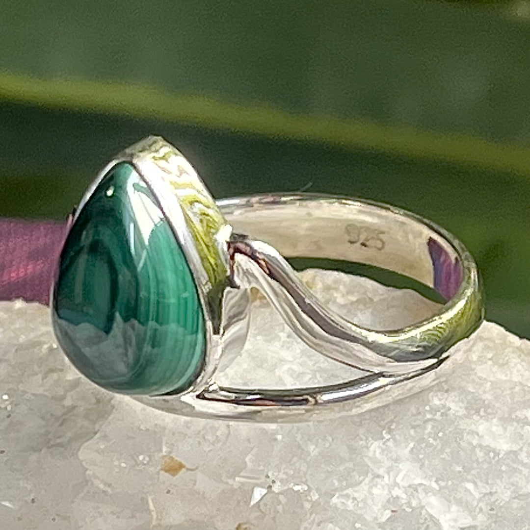 Ring Malachite Teardrop1.1 cm