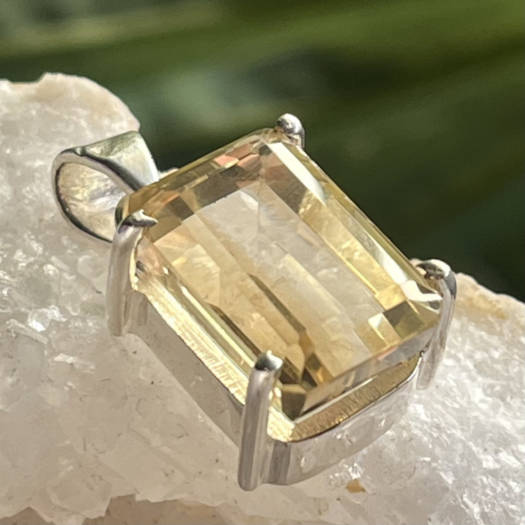Pendant Citrine Rectangle Faceted