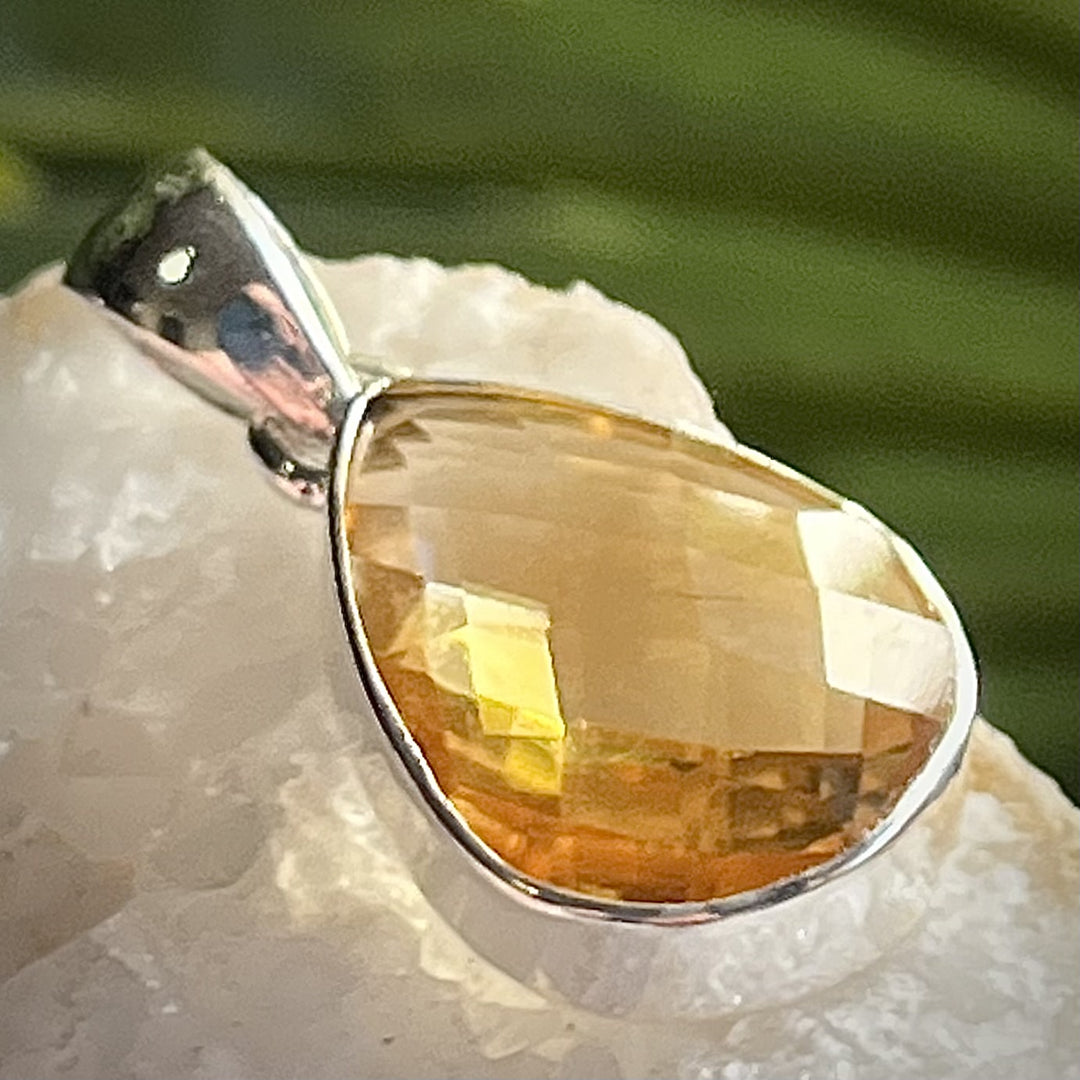 Pendant Citrine Teardrop Faceted 2.9 cm