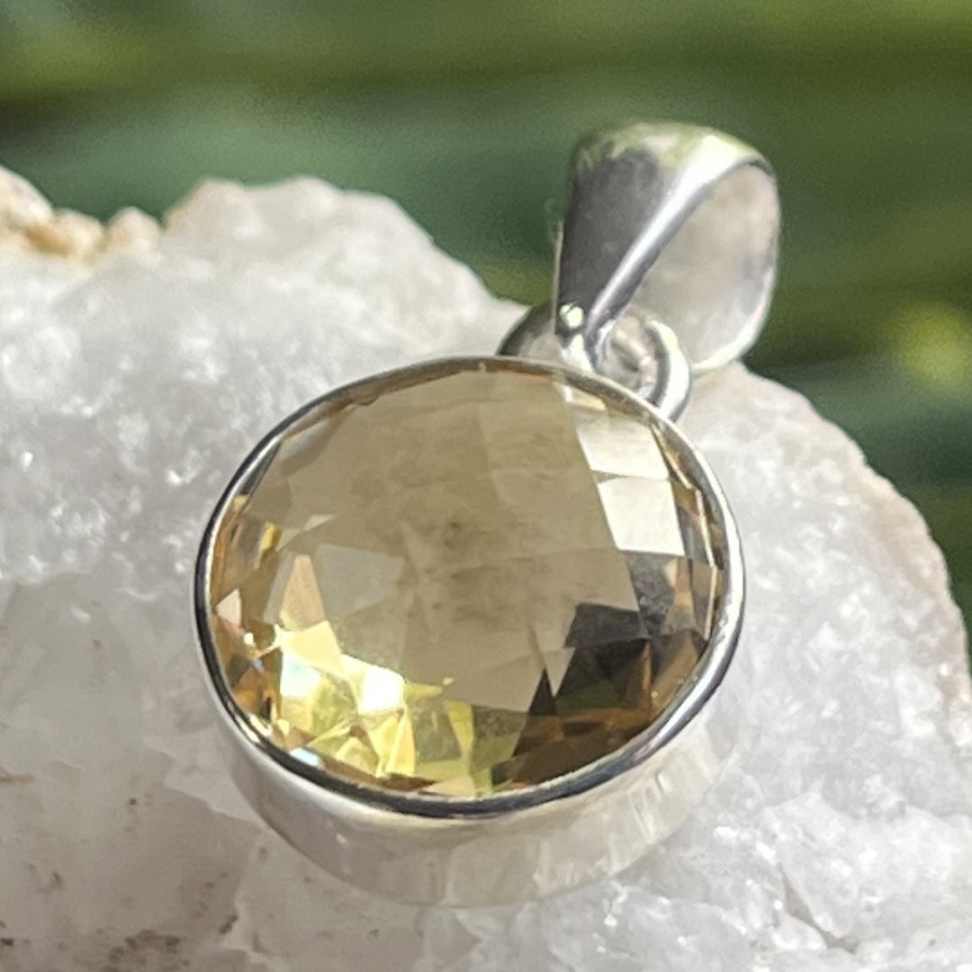 Pendant Citrine Round Faceted 2.2 cm