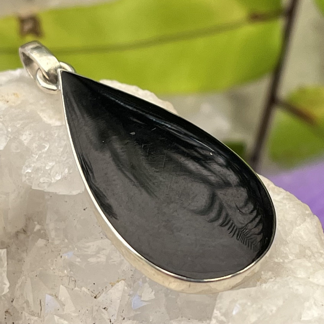 Pendant Black Coral Teardrop 3.9 cm