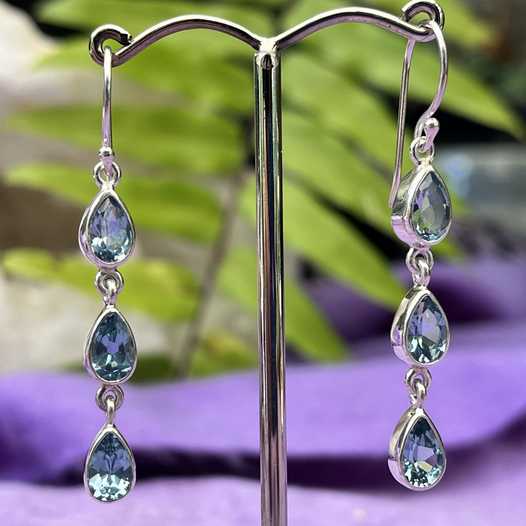 Earrings Blue Topaz Teardrop Facets 0.7 cm