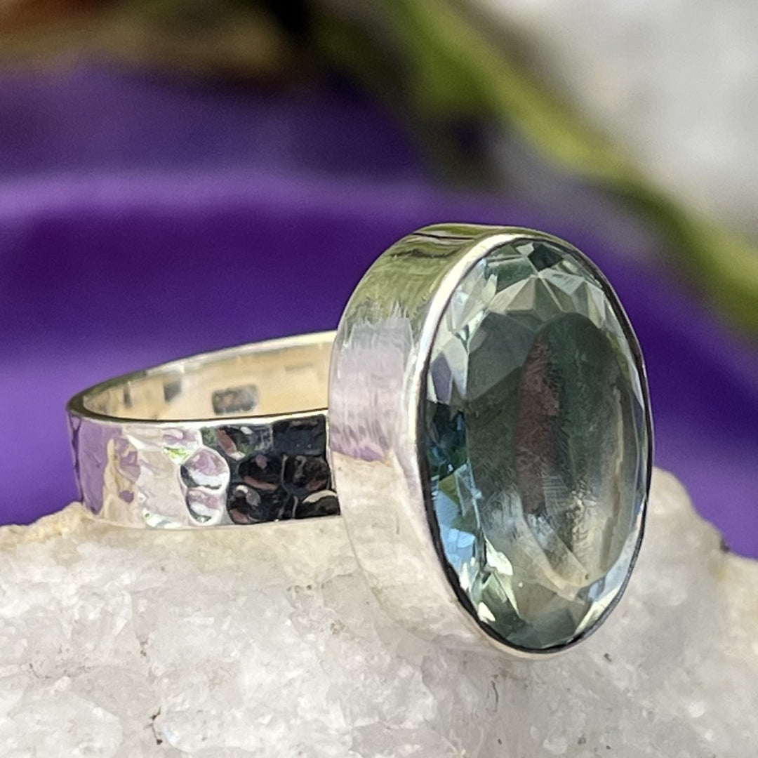 Ring Blue Obsidian Oval Facet 1.5 cm