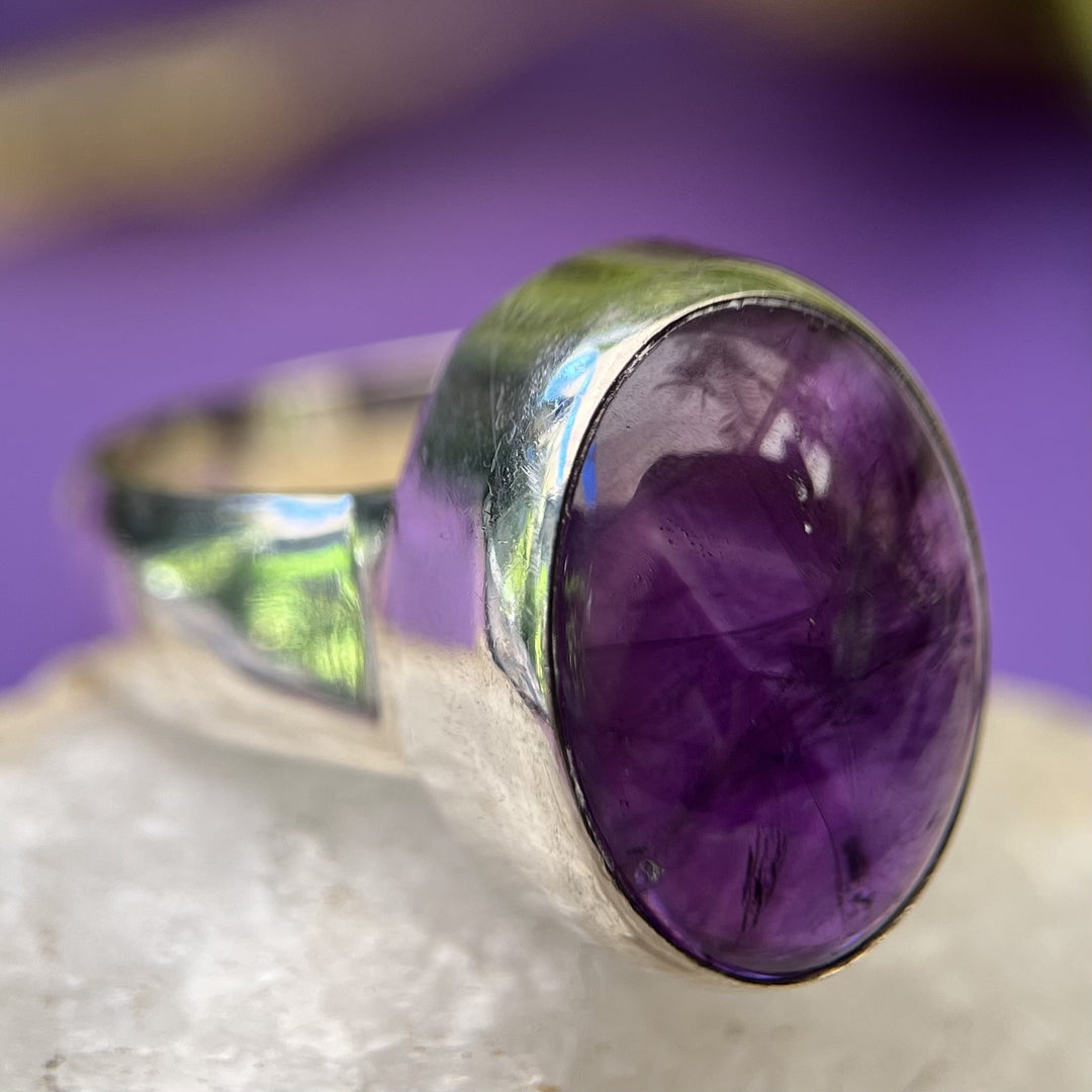 Ring Amethyst Oval 1.6 cm