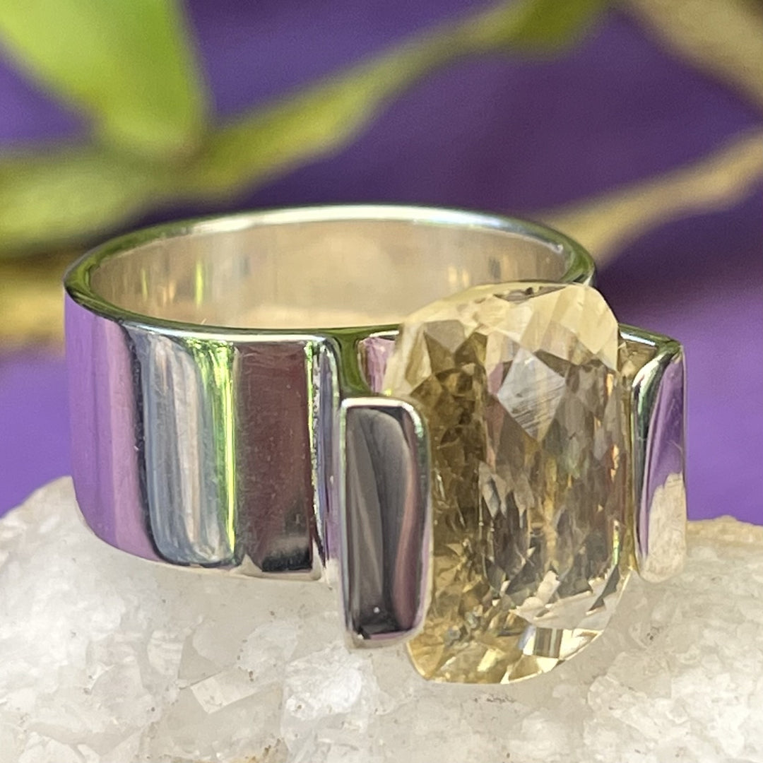 Ring Citrine Cushion Cut Facet 1.6 cm