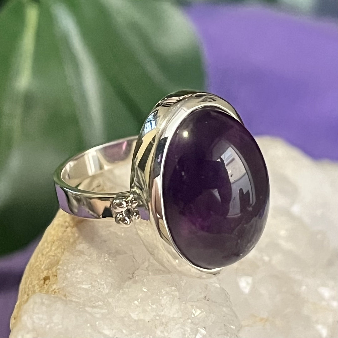 Ring Amethyst Oval 1.8 cm