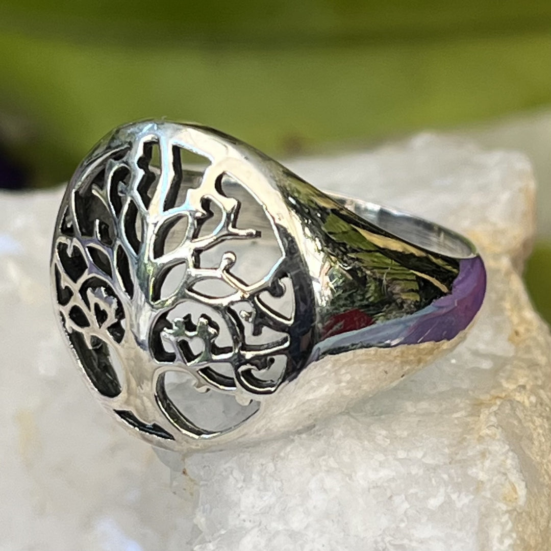 Ring Tree of Life Round