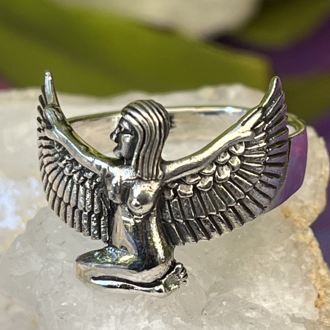 Ring ISIS Spread Wings