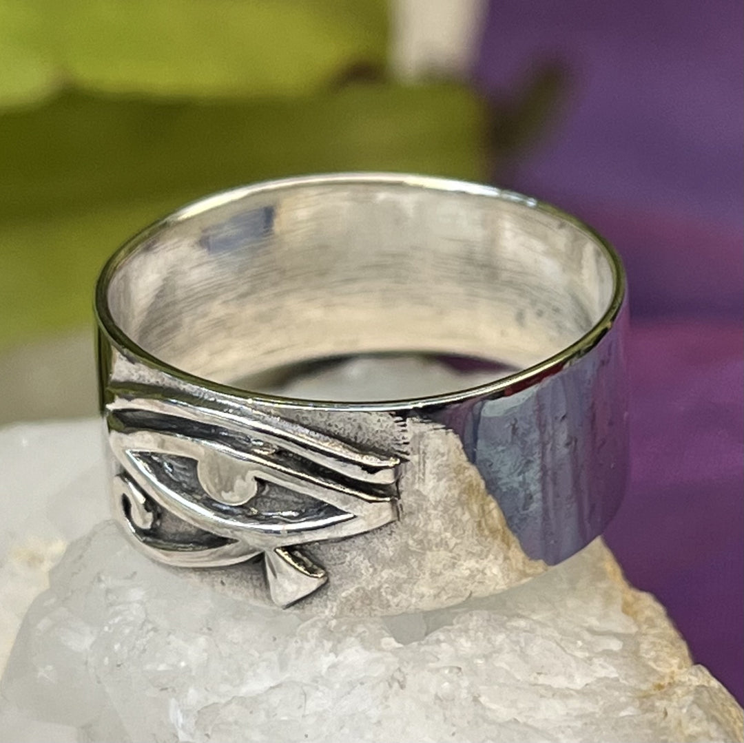 Ring Eye of Horus Symbol